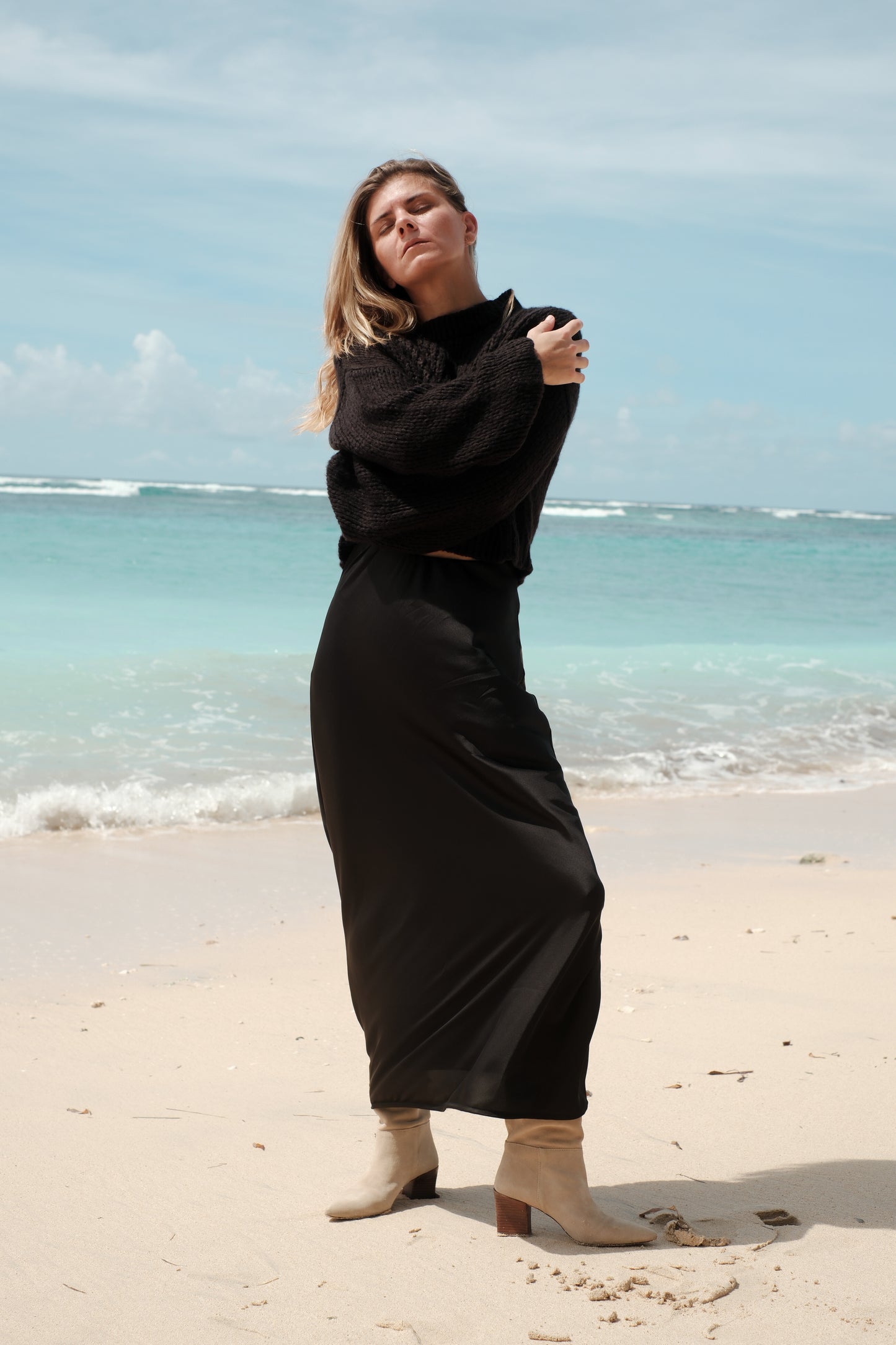 schwarzer Mohairpullover