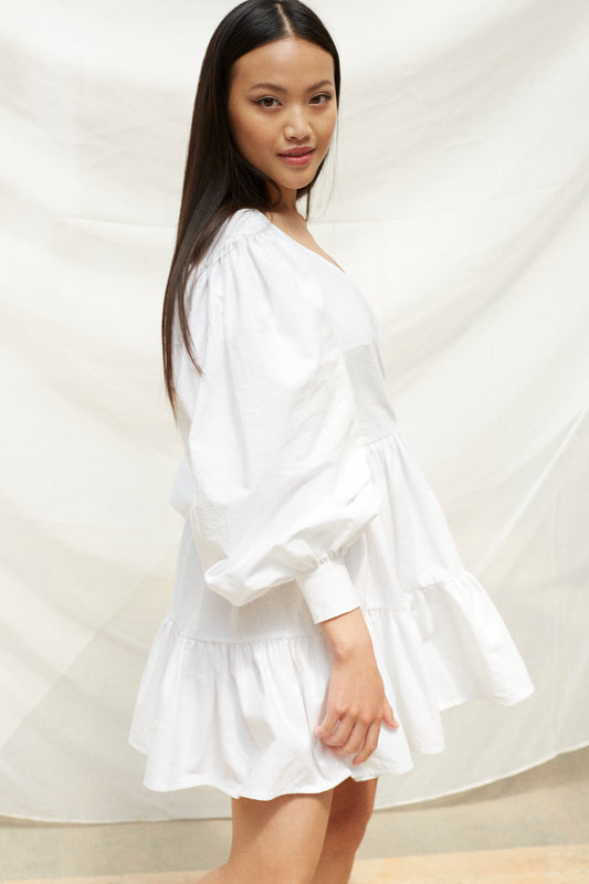 Lněné bílé řasené šaty - předobjednávka