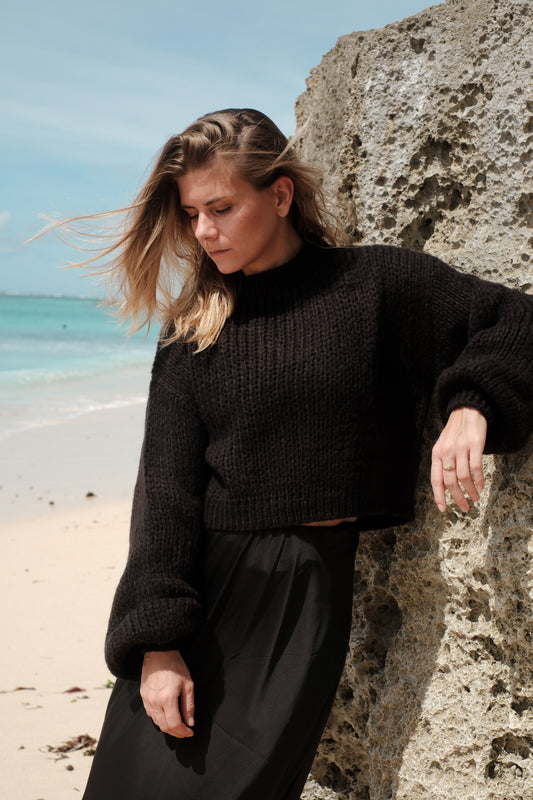 schwarzer Mohairpullover