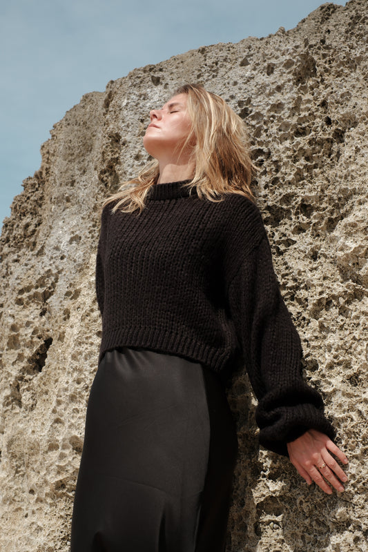 schwarzer Mohairpullover