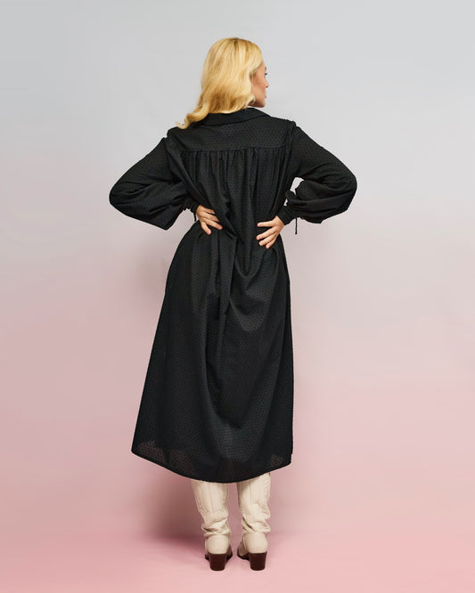 Schwarzes Hemdkleid mit Schleifen