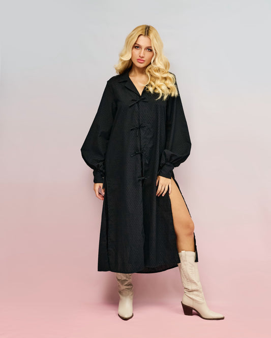 Schwarzes Hemdkleid mit Schleifen